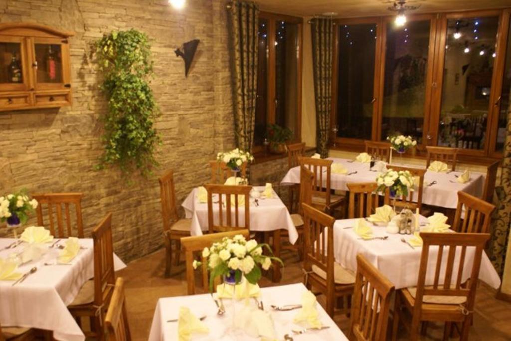 Hotel Dwor Karolowka ซาโกปาเน ภายนอก รูปภาพ